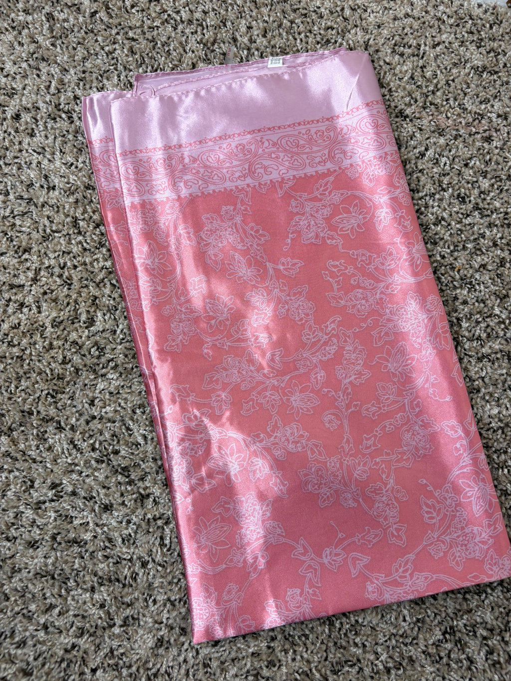 Pink / red  scarfs